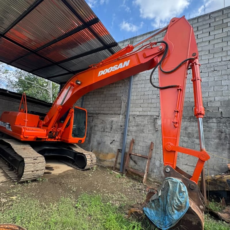 Doosan Solar 225 LCV